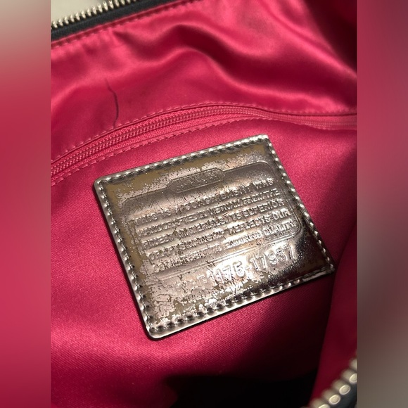 Coach Poppy Monogram Canvas Large Hobo w/ Silver Hardware - Picture 9 of 9